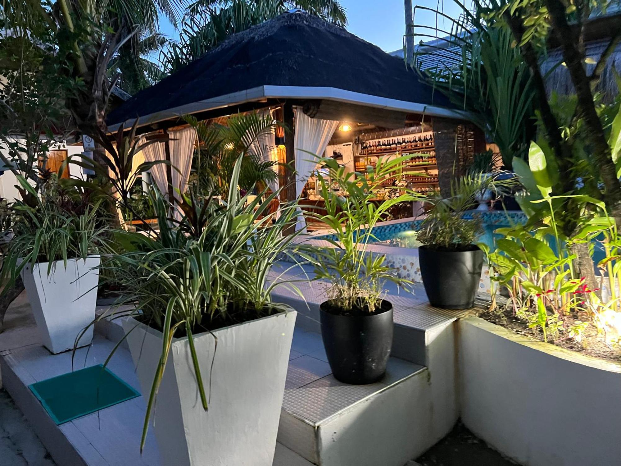 Siargao Residency By Privacy Group Apartment General Luna  Exterior photo
